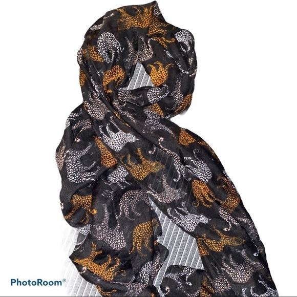 H&M zebra pattern  scarf - Picture 1 of 6